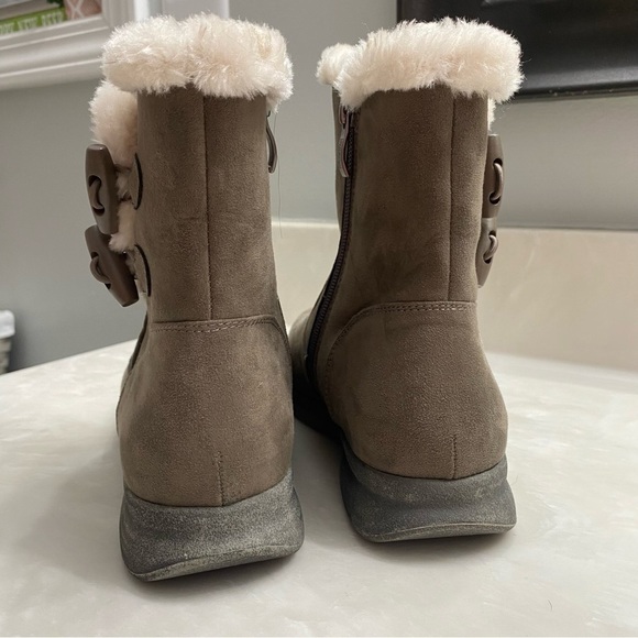 🆕 Lauren Blakwell Payton Fur Boot Women's 6.5 Gray - Picture 5 of 14